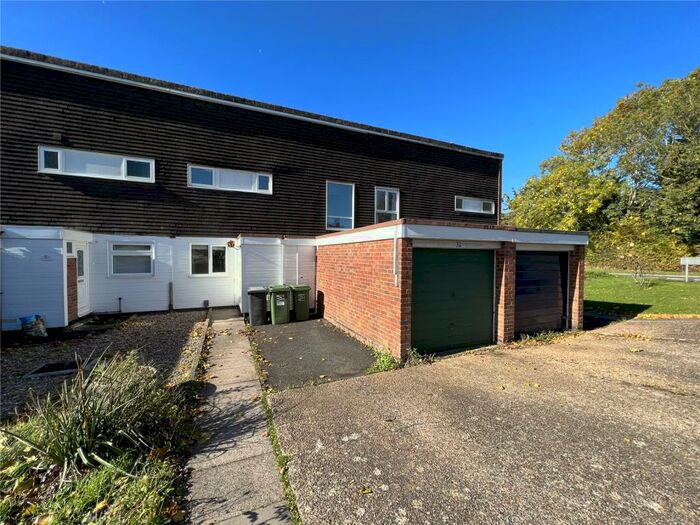 2 Bedroom Terraced House To Rent In Quinton Close, Redditch, Worcestershire, B98