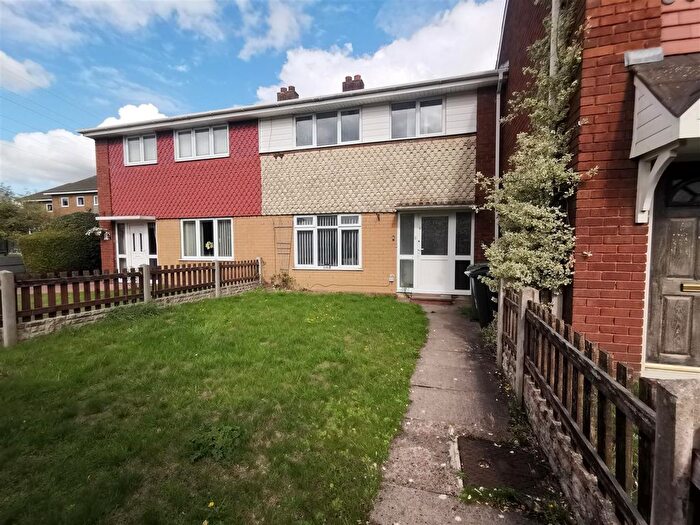 4 Bedroom Terraced House To Rent In Parsons Way, Walsall, WS2