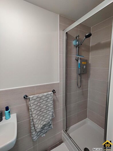 2 Bedroom Semi-Detached House For Sale In Mercer Avenue, Worcester, Worcestershire, WR5