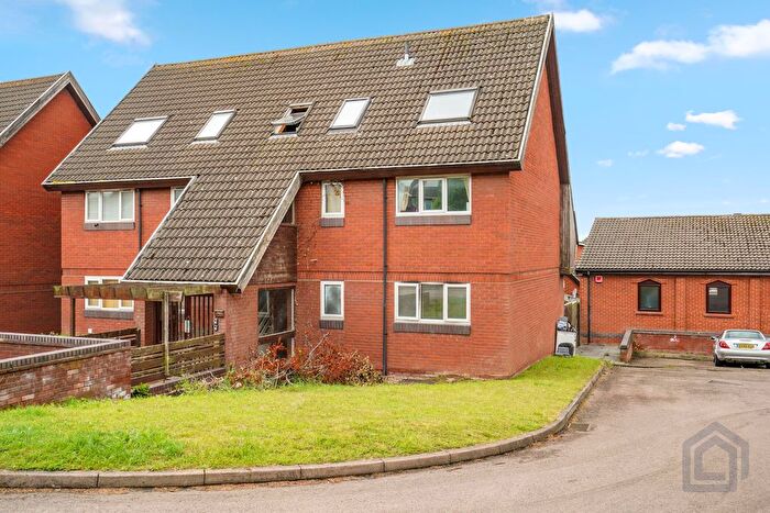 1 Bedroom Flat For Sale In Clifton Court, Hinckley, Leicestershire, Leicestershire, LE10