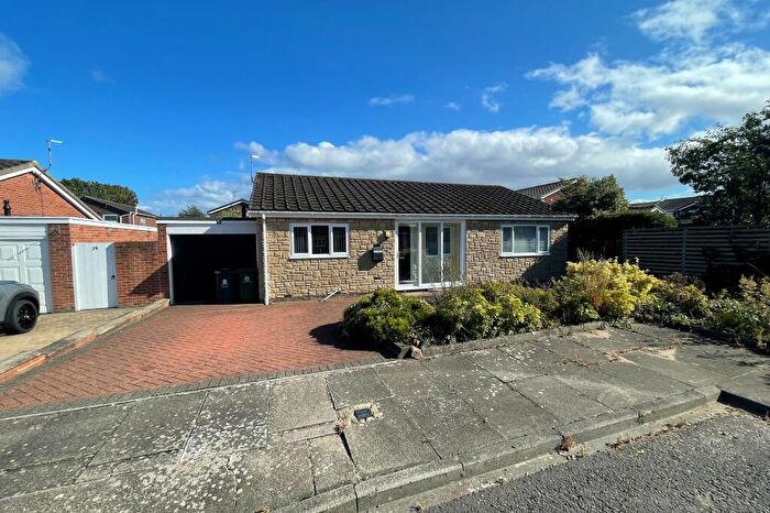 3 Bedroom Detached Bungalow For Sale In Hillsden Road, Beaumont Park, Whitley Bay, NE25