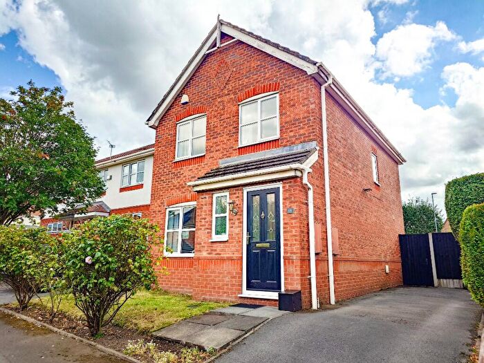 3 Bedroom Detached House For Sale In North Way, Hyde, Greater Manchester, SK14