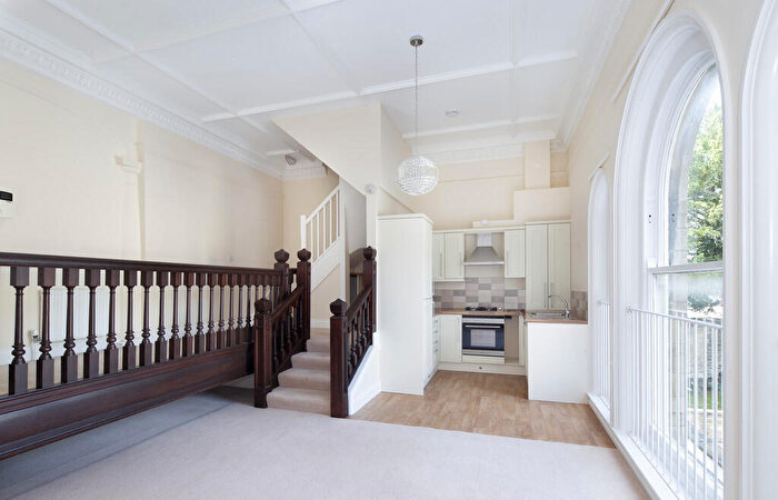 2 Bedroom Apartment For Sale In High Street, Brackley, NN13
