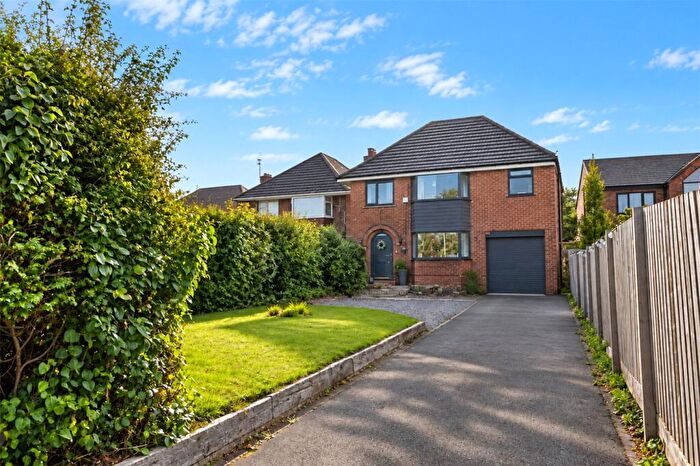 4 Bedroom Detached House For Sale In Grange Cross Lane, West Kirby, Wirral, CH48