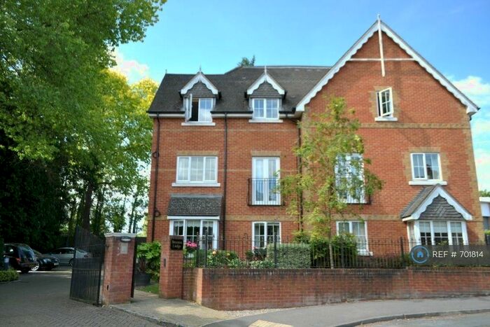 2 Bedroom Penthouse To Rent In Broome Lodge, Ascot, SL5