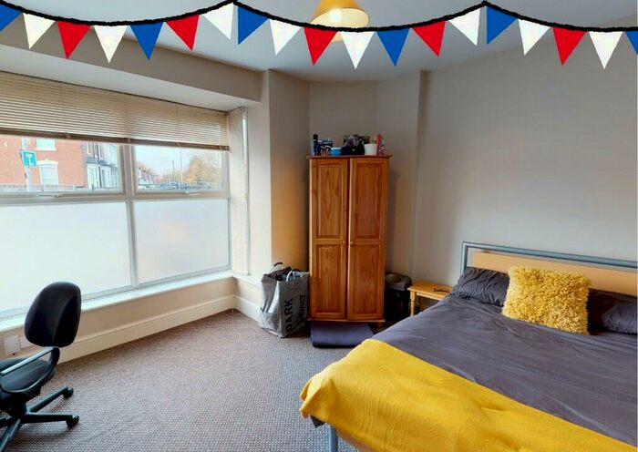 4 Bedroom End Of Terrace House To Rent In Sincil Bank - Bed Student House For /, LN5