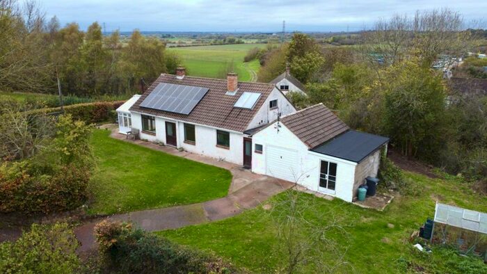 3 Bedroom Detached Bungalow To Rent In Trent Lane, King's Newton, DE73