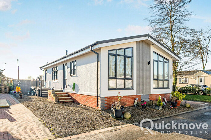 2 Bedroom Park Home For Sale In Bromyard, Herefordshire, HR7