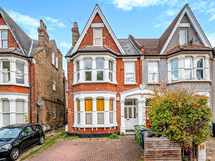 1 Bedroom Flat For Sale In Culverley Road, London, SE6