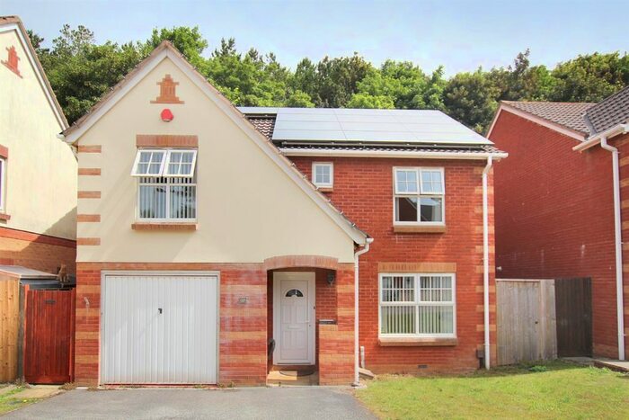 4 Bedroom Detached House To Rent In The Hollows, Plymouth, PL9