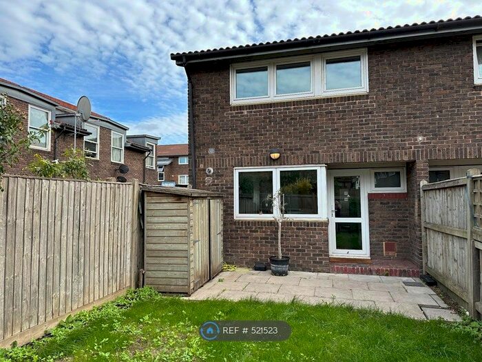 4 Bedroom Terraced House To Rent In Eaton Drive, London, SW9