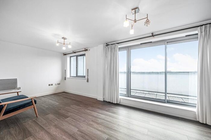 2 Bedroom Flat To Rent In Regents Park Road, Chalk Farm, NW1