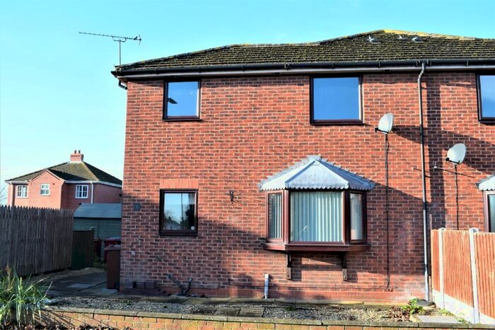 2 Bedroom Town House To Rent In Waters Edge, Scawby Brook DN20