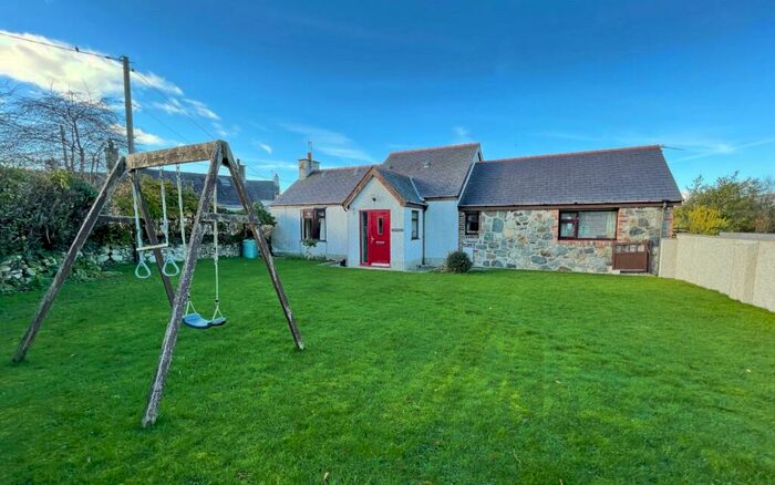 4 Bedroom Detached House For Sale In Bethel, Caernarfon, Gwynedd, LL55