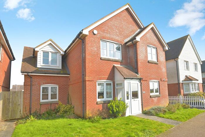 4 Bedroom Detached House For Sale In Church Lane, New Romney, Kent, TN28