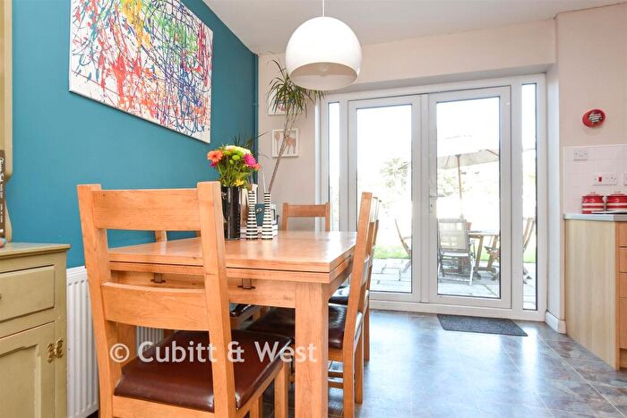 3 Bedroom Semi-Detached House For Sale In Ashdown Road, Reigate, Surrey, RH2