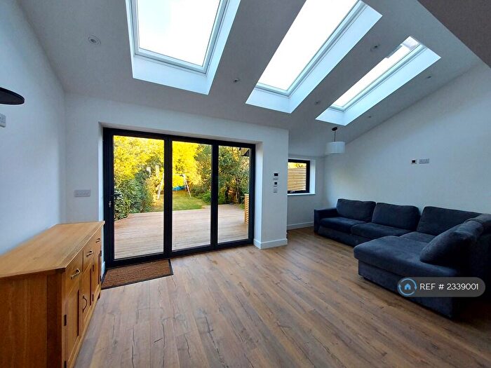 3 Bedroom Terraced House To Rent In Footscray Road, London, SE9