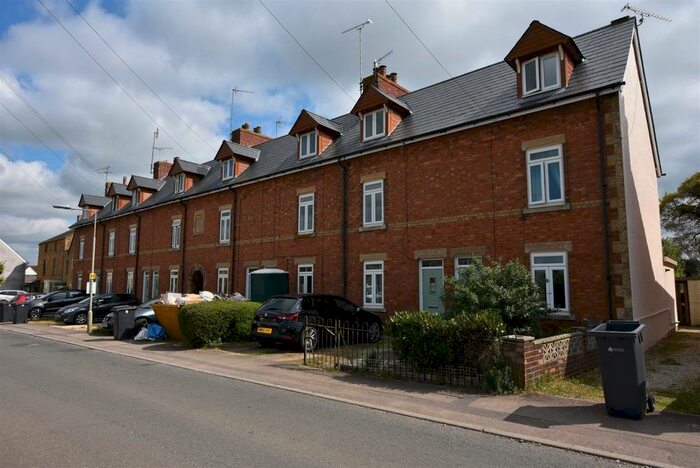 3 Bedroom Terraced House To Rent In Charlton Terrace, Evenlode Road, Moreton-In-Marsh, GL56