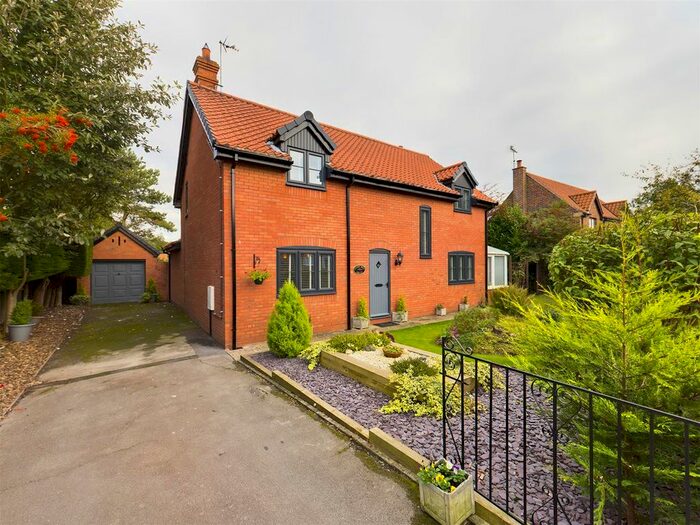 4 Bedroom Detached House For Sale In Chantry Meadows, Kilham, Driffield YO25