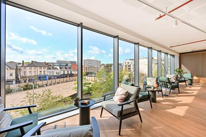 2 Bedroom Flat To Rent In Hornby House, Maidenhead, SL6