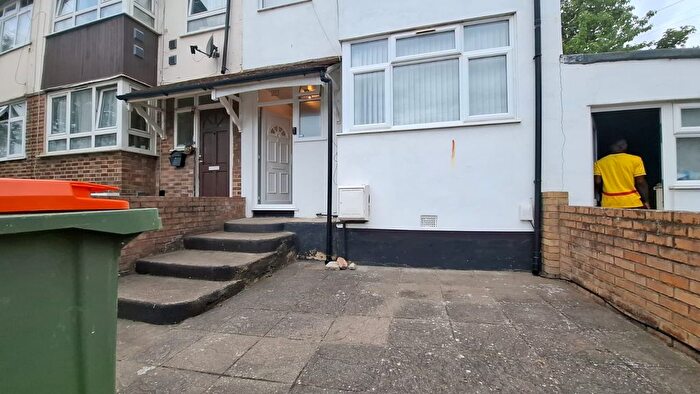 4 Bedroom End Terrace House For Sale In Stevenage Road, East Ham, London, E6