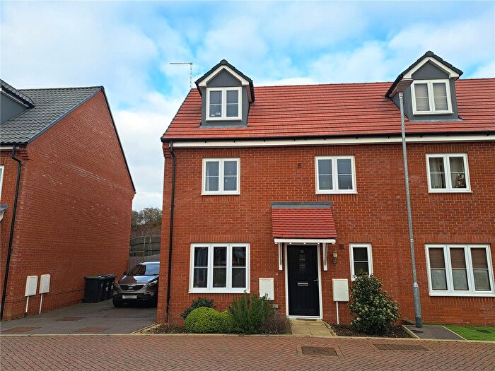 3 Bedroom Semi-detached House For Sale In Mapletoft Avenue, Saffron Walden, Essex, CB10