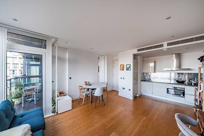 1 Bedroom Flat For Sale In Hepworth Court, Belgravia, London, SW1W