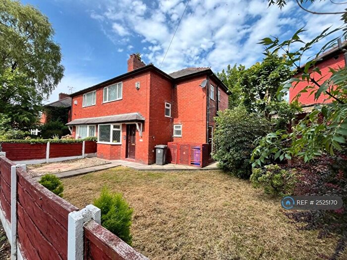 3 Bedroom Semi-Detached House To Rent In Clyde Road, Radcliffe, Manchester, M26