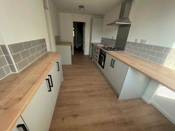 3 Bedroom House For Sale In Gables Close Devizes, Wiltshire, SN10