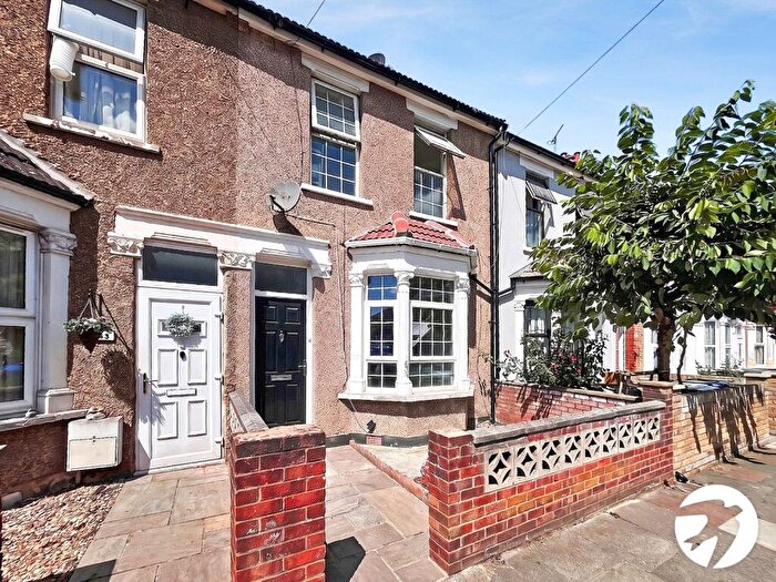 3 Bedroom Terraced House To Rent In Alexandra Road, Erith, DA8