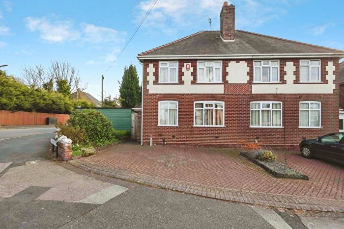 3 Bedroom Semi Detached House For Sale In Leahouse Road, Oldbury, West Midlands, B68