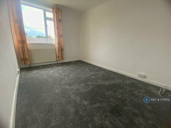 2 Bedroom Flat To Rent In Ashley Terrace, Alloa, FK10