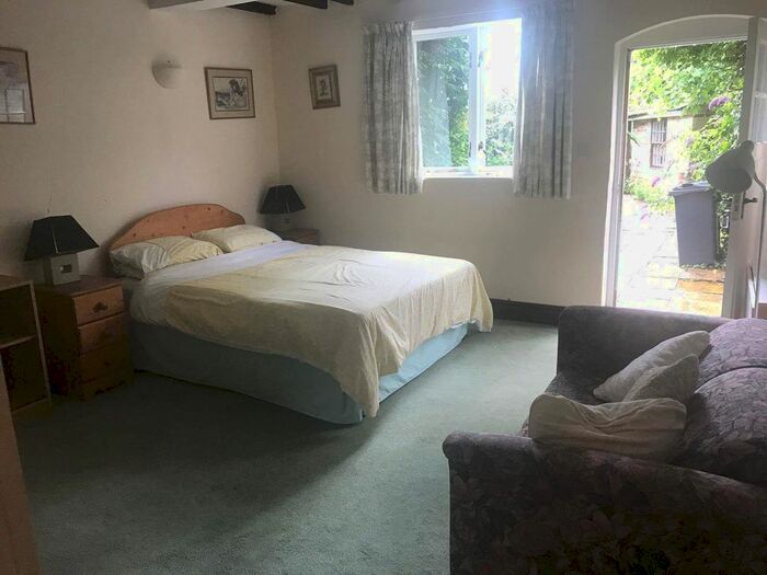 1 Bedroom Flat To Rent In The Green Road, Ashbourne, DE6