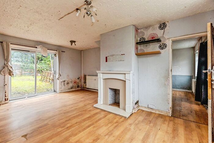 3 Bedroom Terraced House For Sale In Cutler Road, Bristol, BS13