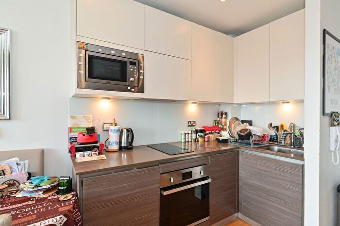 1 Bedroom Flat For Sale In Riverdale House, Molesworth Street, Lewisham, SE13