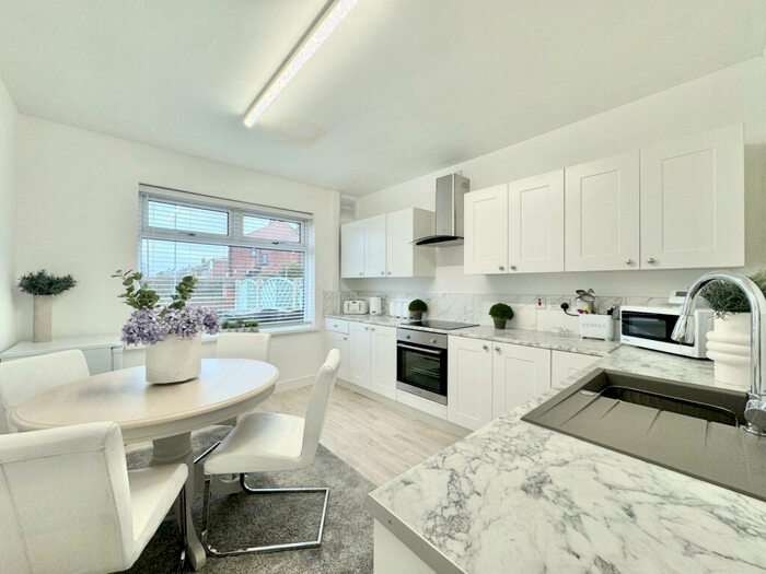 2 Bedroom Semi-Detached House To Rent In Alandale Road, Garforth, LS25