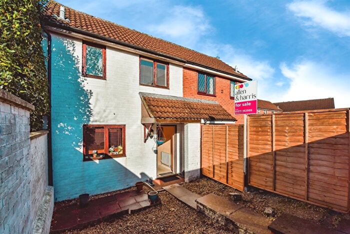 1 Bedroom Terraced House For Sale In Swallow Drive, Frome, BA11