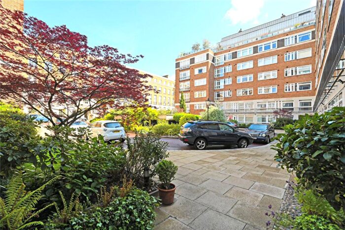 2 Bedroom Apartment For Sale In Nottingham Terrace, London, NW1