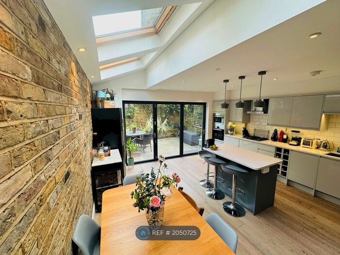 3 Bedroom Terraced House To Rent In Strathleven Road, London, SW2