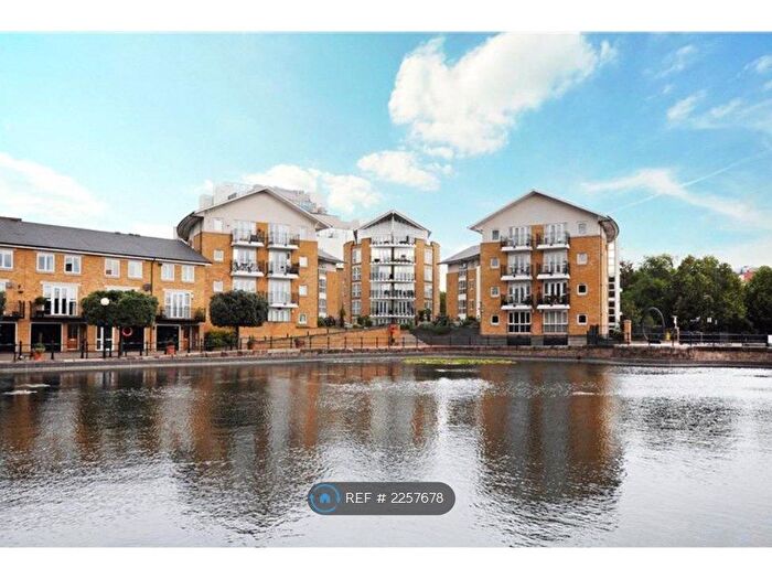 2 Bedroom Flat To Rent In Thomas More Street, London, E1W