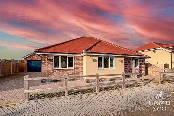 3 Bedroom Detached Bungalow For Sale In The Meadows, Little Clacton, CO16