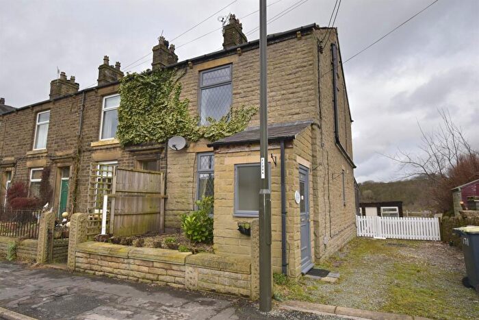 3 Bedroom End Of Terrace House For Sale In Hayfield Road, Birch Vale, High Peak, SK22