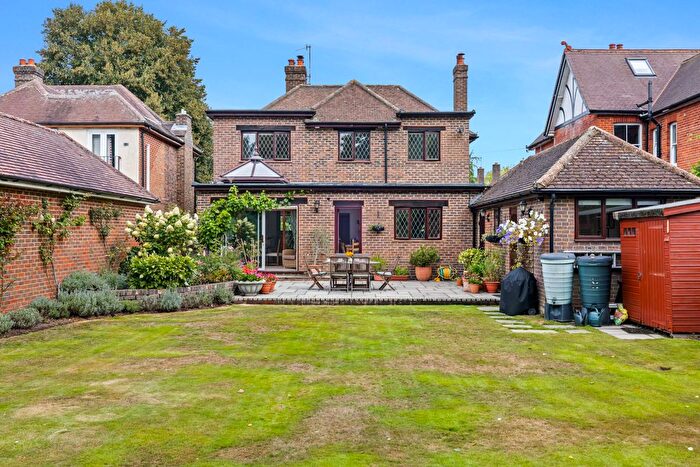 4 Bedroom Detached House For Sale In Ref: Sb - Ringley Avenue, Horley, RH6