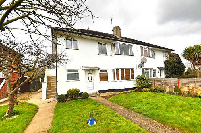 3 Bedroom Maisonette To Rent In Cavendish Avenue, Ealing, W13
