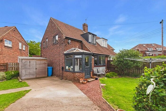 3 Bedroom Semi-Detached House For Sale In Wheatall Drive, Whitburn, Sunderland, SR6