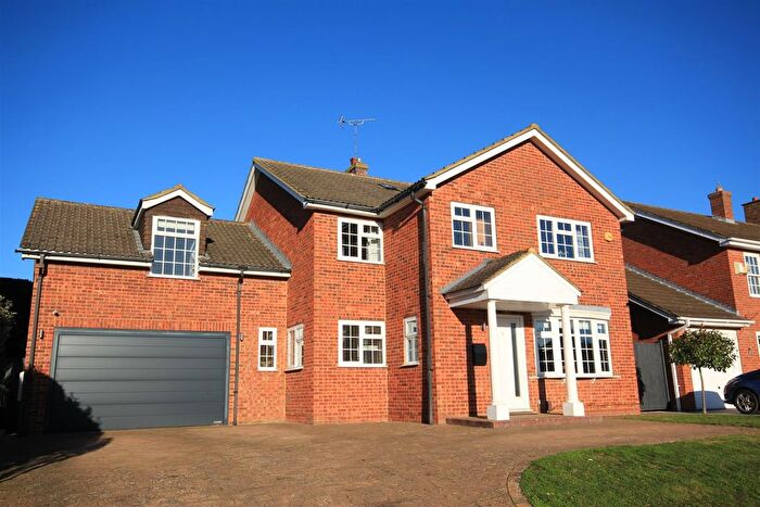 5 Bedroom Detached House For Sale In Heath Rise, Wellingborough, NN8