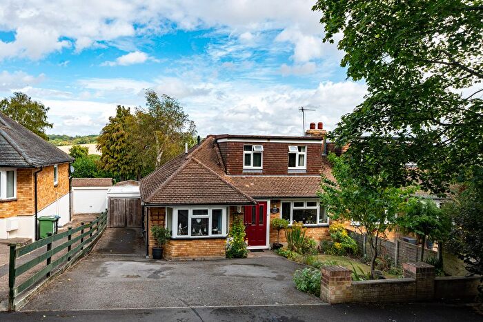 4 Bedroom Semi-detached House For Sale In St. Marys Avenue, Northchurch, Berkhamsted, Hertfordshire, HP4