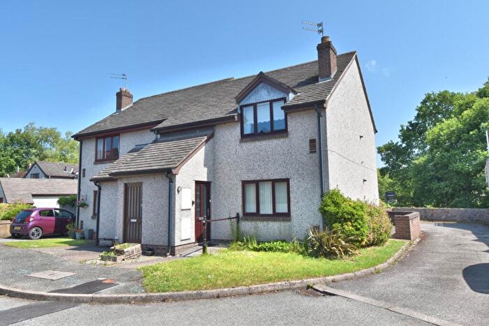1 Bedroom Apartment For Sale In Maes Ffynnon, Ruthin, LL15