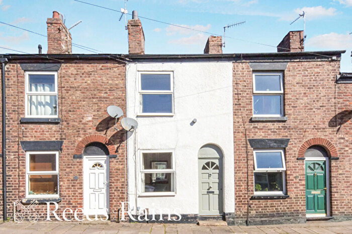2 Bedroom Terraced House For Sale In Nixon Street, Macclesfield, Cheshire, SK11