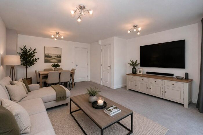 3 Bedroom End Of Terrace House For Sale In Realmwood Close, Canterbury, CT1